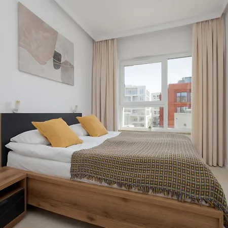 Apartamento Comfortable With Balcony In Near Westfield By Renters Varsóvia