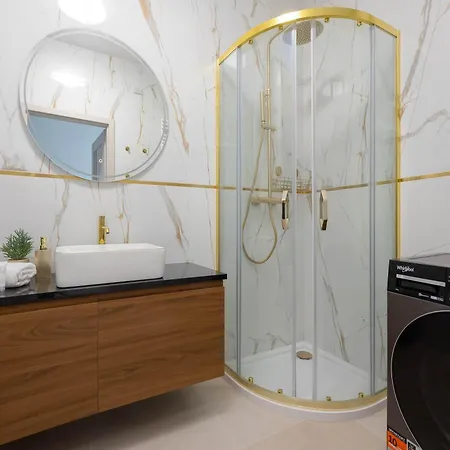 Apartamento Comfortable With Balcony In Near Westfield By Renters *