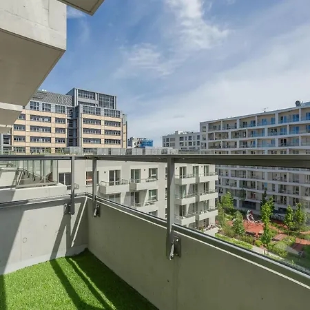 Apartamento Comfortable With Balcony In Near Westfield By Renters *